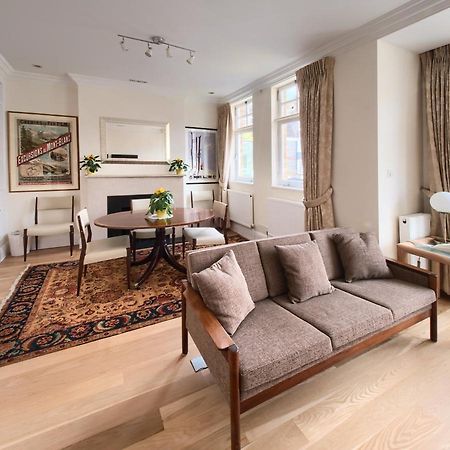 Serene Townhouse With Parking لندن المظهر الخارجي الصورة