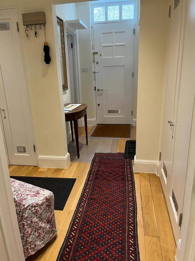 Serene Townhouse With Parking لندن المظهر الخارجي الصورة