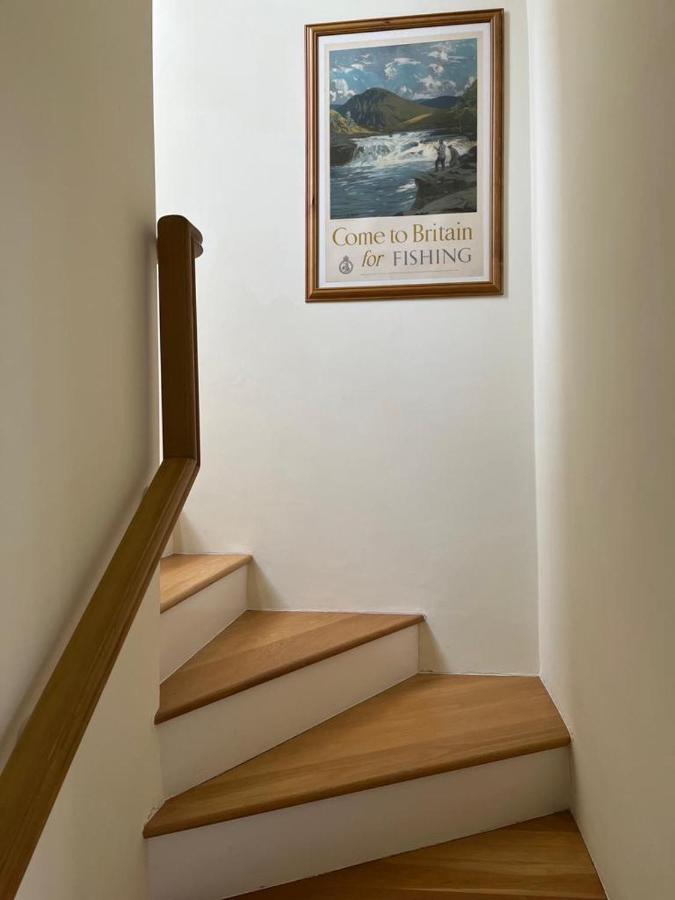 Serene Townhouse With Parking لندن المظهر الخارجي الصورة