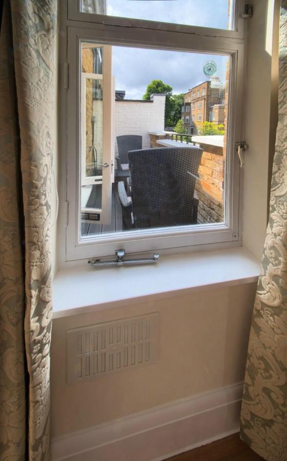Serene Townhouse With Parking لندن المظهر الخارجي الصورة